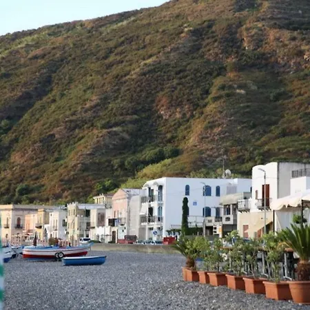 By The Apartment Lipari (Isola Lipari)