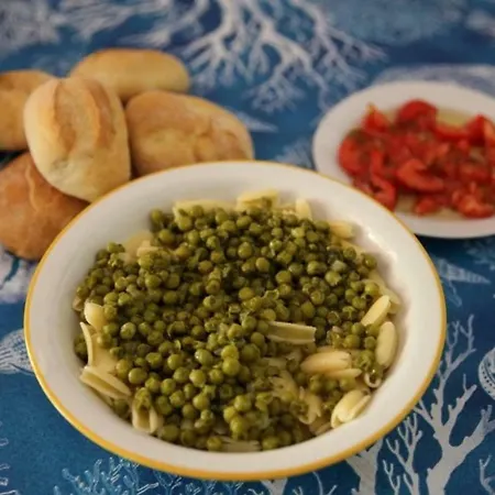 Appartement By The *